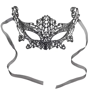 BLACK SECRETS EMBROIDERY MASK