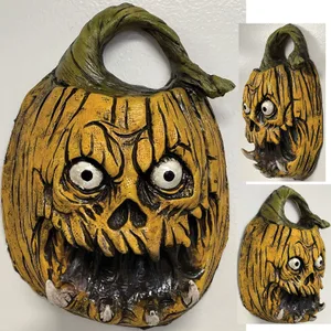 GOURDGEOUS DOOR DECOR