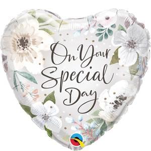 18" SPECIAL DAY WHITE FLORAL